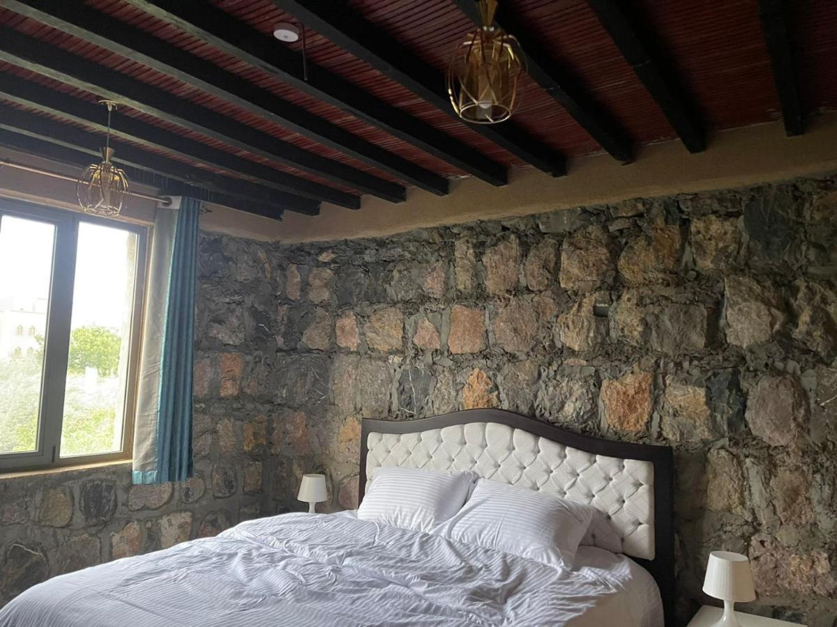Rose Guesthouse Al 'Aqar エクステリア 写真